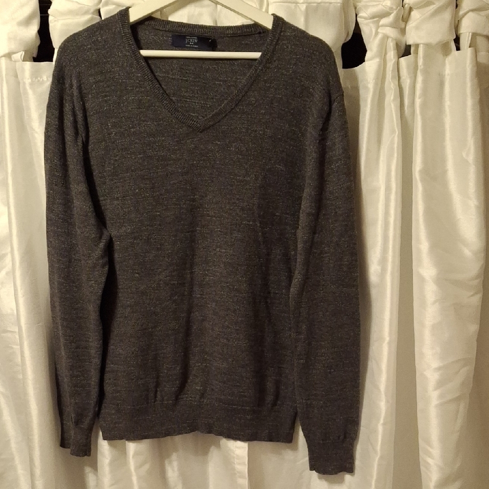 J. Crew Charcoal V-Neck men's Sweater Med